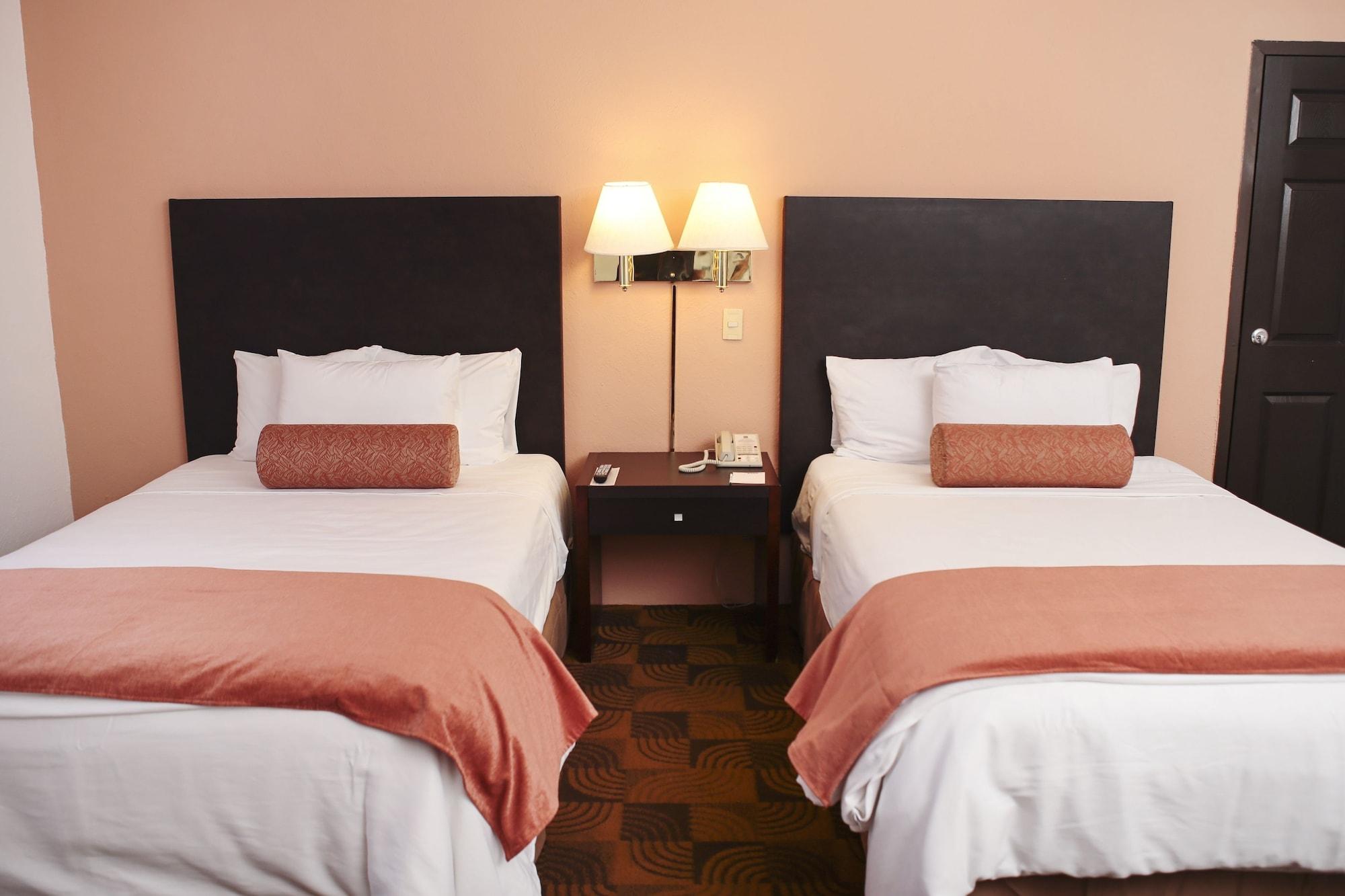 Quality Inn Nuevo Laredo Εξωτερικό φωτογραφία