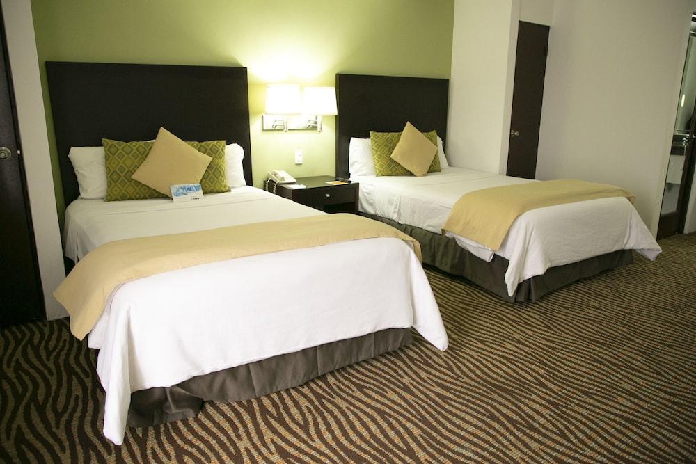 Quality Inn Nuevo Laredo Εξωτερικό φωτογραφία