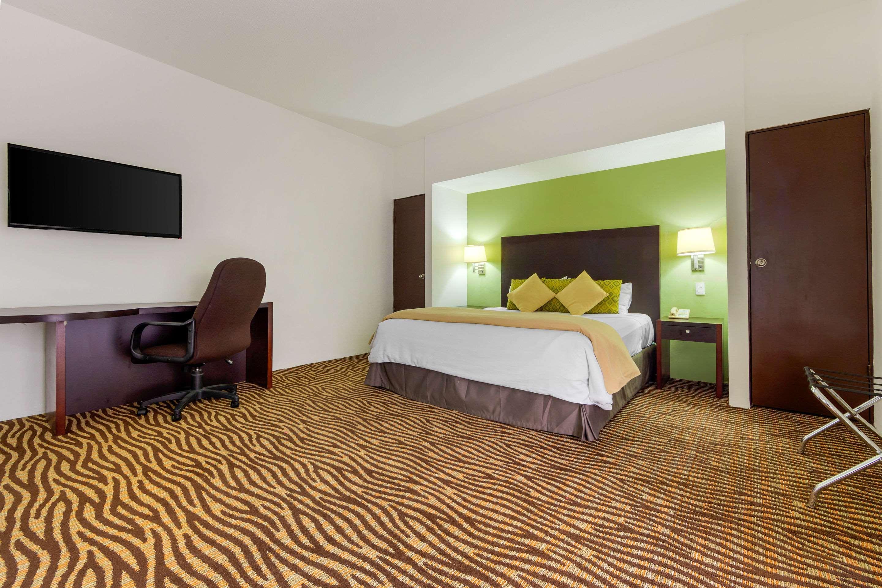 Quality Inn Nuevo Laredo Εξωτερικό φωτογραφία