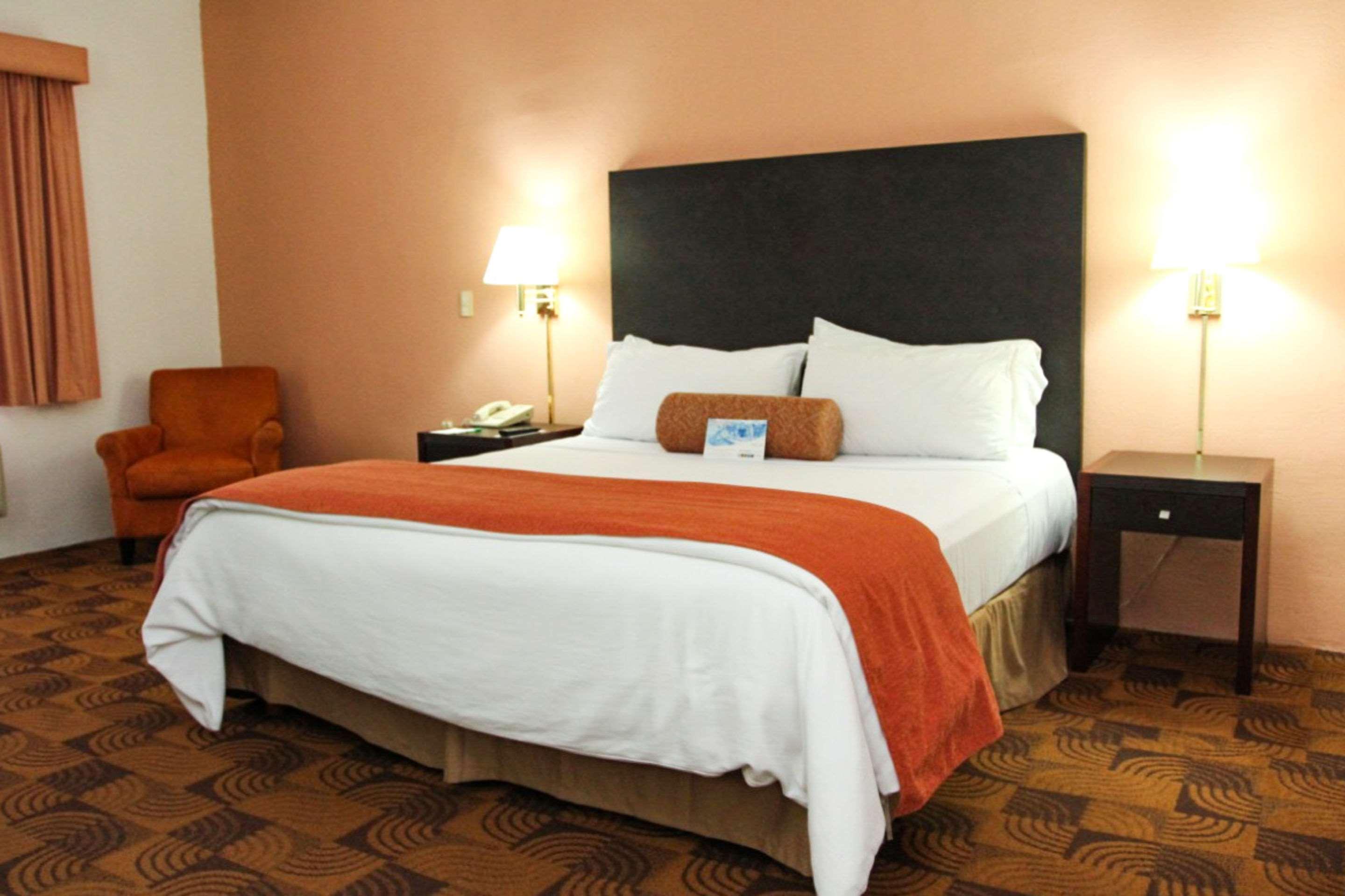 Quality Inn Nuevo Laredo Εξωτερικό φωτογραφία