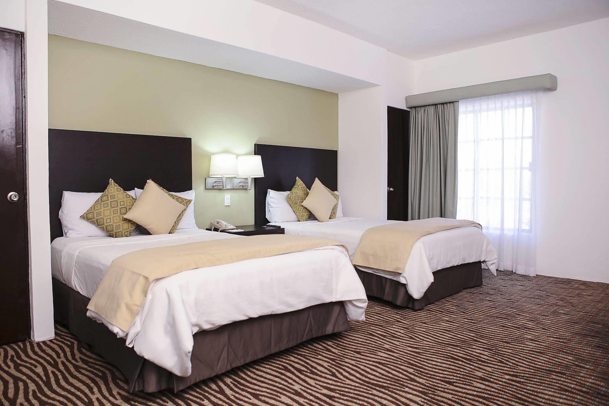 Quality Inn Nuevo Laredo Εξωτερικό φωτογραφία